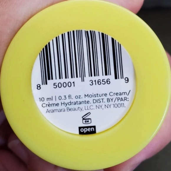 3x Glow Recipe Banana Soufflé Moisture Cream - Picture 3 of 3